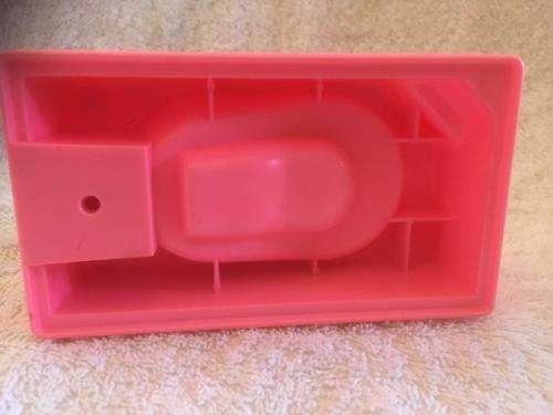 Barbie Small Bath - Mattel 1995 Fischer Price