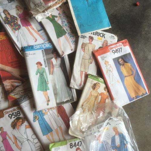 Job Lot of Sewing Patterns x 40 see pics and description