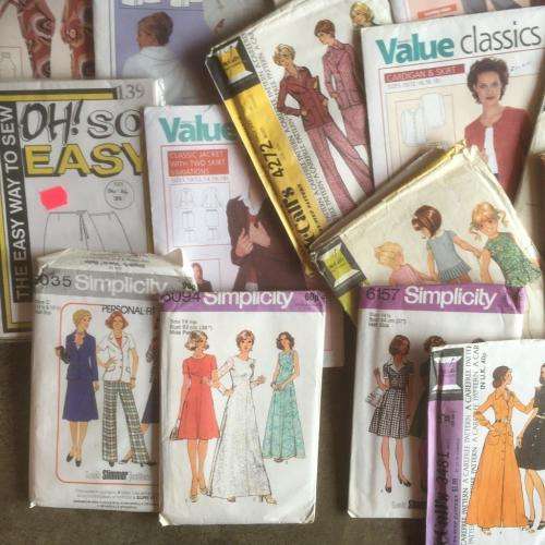 Job Lot of Sewing Patterns x 40 see pics and description