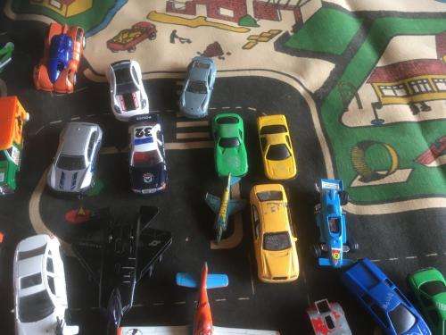 Job Lot of 52 Die Cast cars + Play Mat - See Pics and Description.
