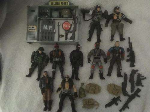 10 Chap Mei Action Figures + Accessories Simular size as G.I Joe  +-10.5cm Lot 5