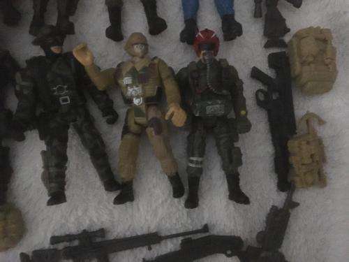 10 Chap Mei Action Figures + Accessories Simular size as G.I Joe  +-10.5cm Lot 3