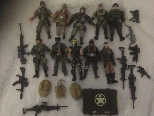 10 Chap Mei Action Figures + Accessories Simular size as G.I Joe  +-10.5cm Lot 2