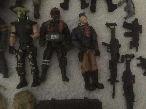 10 Chap Mei Action Figures + Accessories Simular size as G.I Joe  +-10.5cm Lot 2