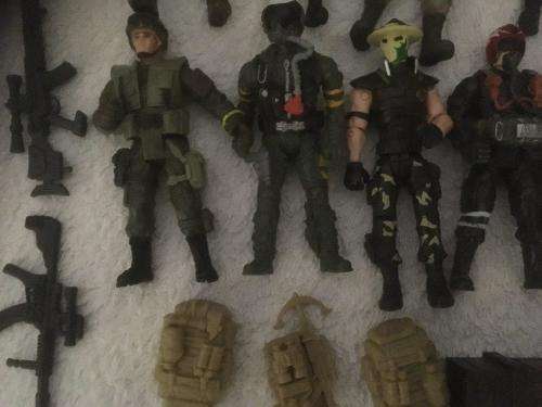 10 Chap Mei Action Figures + Accessories Simular size as G.I Joe  +-10.5cm Lot 2