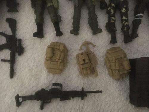 10 Chap Mei Action Figures + Accessories Simular size as G.I Joe  +-10.5cm Lot 2