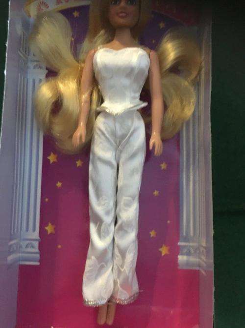 Patricia Lewis Fashion Doll - Same Size as Barbie See Pics (New)