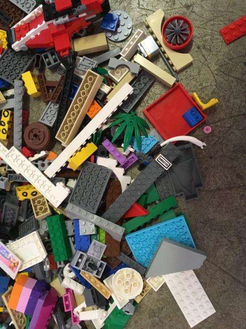 Job lot of Genunie Lego Bricks 600+ pieces - See pics