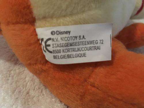 Winnie the Pooh's Tigger Piggy backing Piglet Disney +-29cm