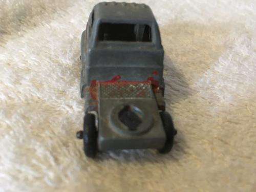 Old Die Cast Ford Truck not sure of Maker +-5cm Long