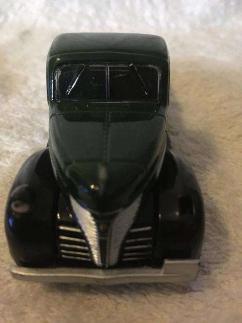 MotorMax - 1941 Plymouth Truck 1:43 Scale