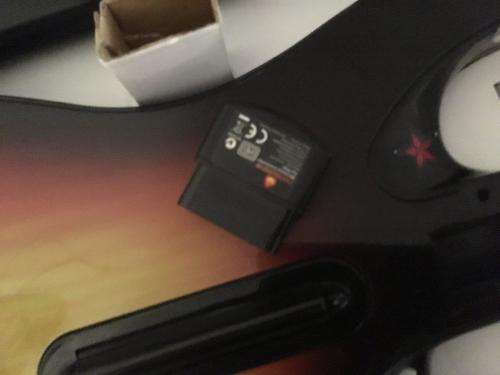 PS2 - Guitar Hero III Wirless Guitar + Game Complete + Wireless Receiver
