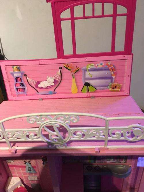 Barbie Mattel Barbie Glam Vacation House 2009 - H4186