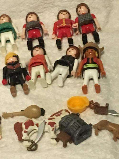 Playmobile / Geobra People x 25  + accessoires total 36 pieces