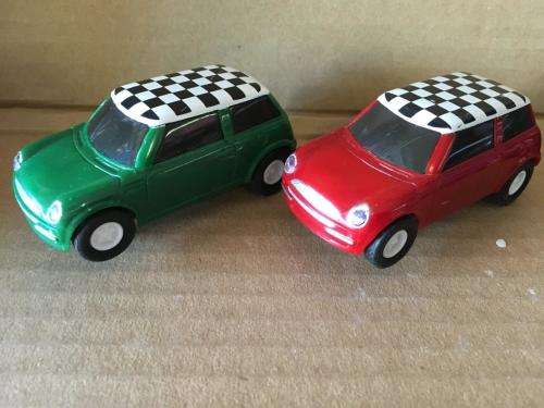 Set of two Mini's 1:43 scale