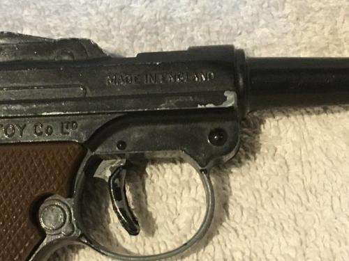 Vintage Metal Luger Cap Gun - Crescent Toy Co Ltd - Made In England +-16cm long