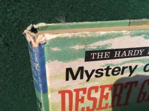 The Hardy Boys Series - Mystery of the Desert Giant- Franklin W. Dixon - Hard Cover