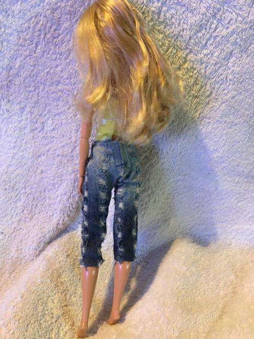 Barbie Mattel Doll 1998 Jointed Elbows, Knees and Wrists