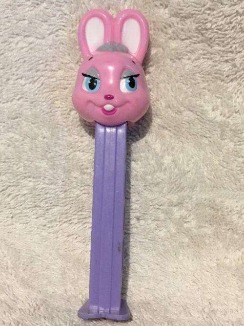 PEZ - Bunny - Pez Dispenser