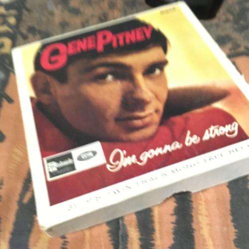 Reel To Reel - The Beatles Revolver (incrrect top lid)