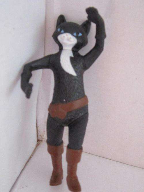 McDonalds - Puss in Boots 2011