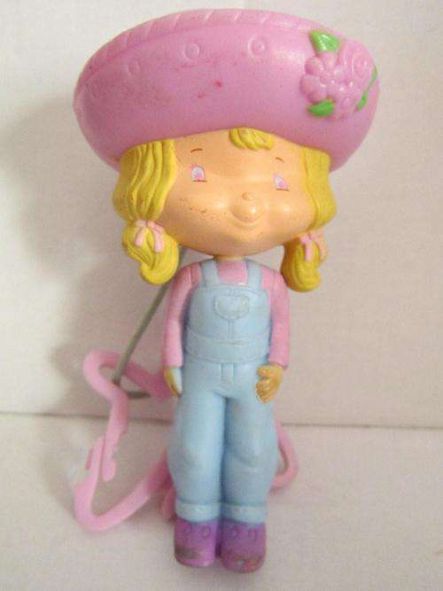 McDonalds - Strawberry Shortcake clip toy 2005