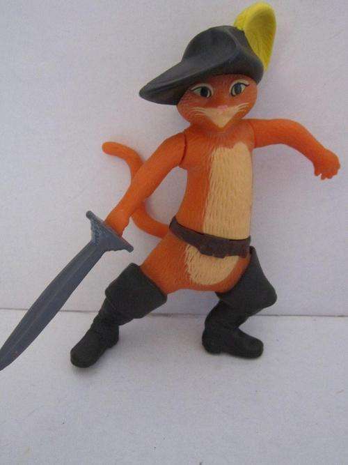 McDonalds - Puss in Boots with sword 2011