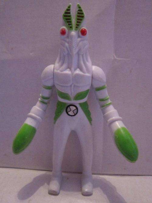 Ben 10 Figurine soft plastic articulated +-12cm