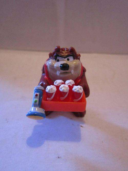 Tazmainian Devil with a serving tray plastic +-4cm