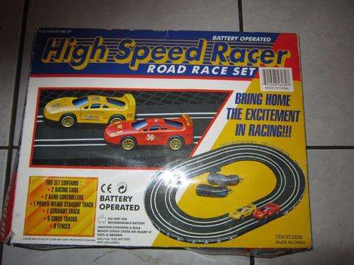 High Speed Racer 1:43 scale slot car battery operated set