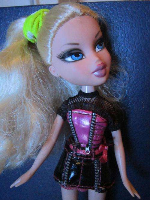 Bratz Doll  MGA 2001