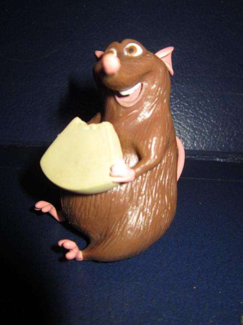 Rat - Ratatoulie- Disney Pixaar - Hard Rubber +-6.5cm