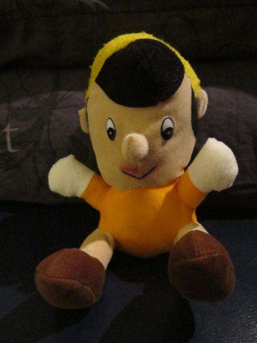 pinocchio - +-24cm - Have a look at my other Character toy listings