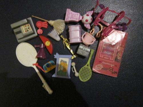 Job Accessories- Barbie Size - x 19 pieces
