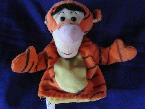 Winnie the phoo - Tigger hand puttet  +/- 20cm