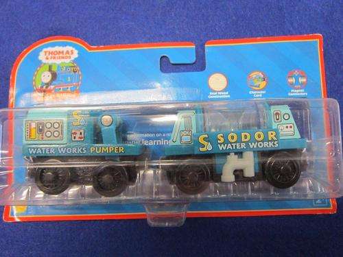Thomas & Friends -  Works Pumper - Sodor Water works - Wooden Railway