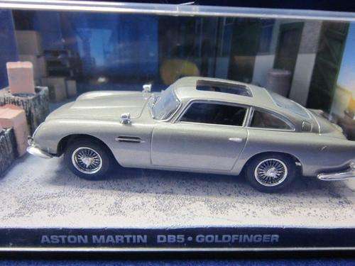 Aston Martin DB5   - Goldfinger - James Bond Collection 1:43 Scale Die Cast