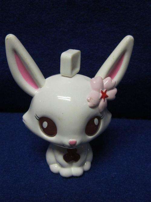 McDonalds - Jewel Pet White Pointy ears- 2011