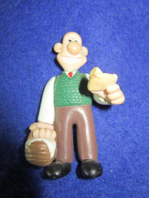 Wallace - Wallace & Gromett - 1989- Static Hard Rubber +-6cm