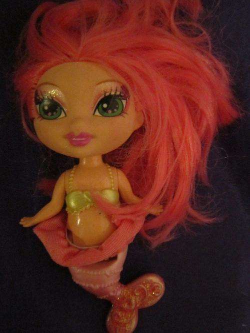 Small Barbie Mermaid Mattel doll 2005