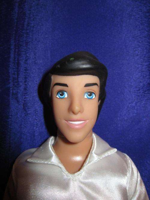 Aladdin???? By Disney  (same size as barbie)