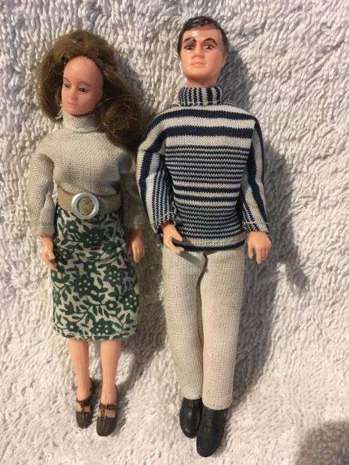 2 Vintage Possibly Rosebud Dolls - +-11cm