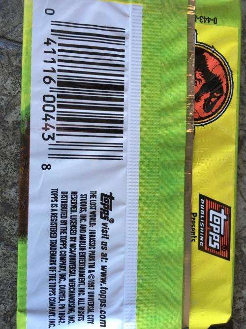 The Lost World Jurassic Park Movie Trading Cards - Topps per packet (New Sealed) Released 1997