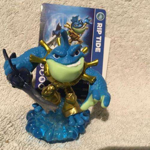 Skylanders Swap Rip Tide (With Card)