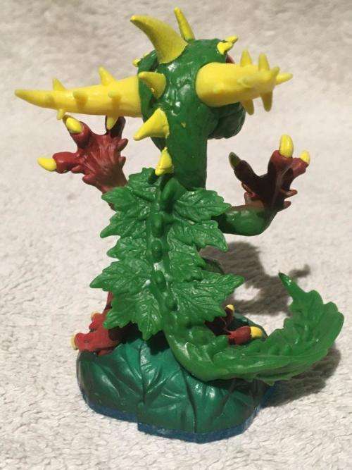 Skylanders Swap Force Thron Horn Camo (With Card)