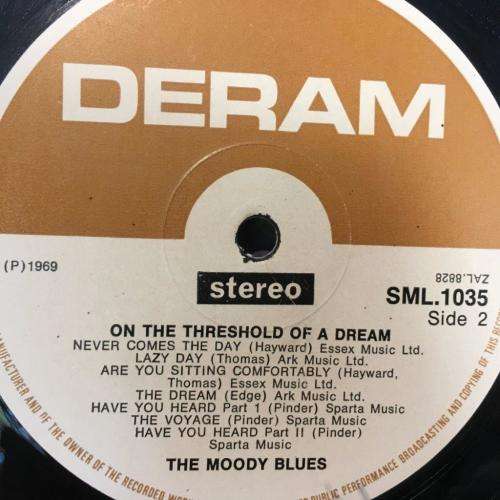 LP - The Moody Blues - On The Threshold Of A Dream