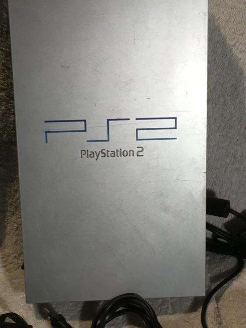 Playstation 2 - Original Silver "Phat" Console c/w 1 x Generic Controller, AV Cabl