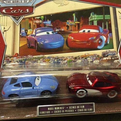 Cars - Sally & Cruisin Lightning McQueen - The World Of Cars Movie MomenDisney Pixar Cars (Die Cast)