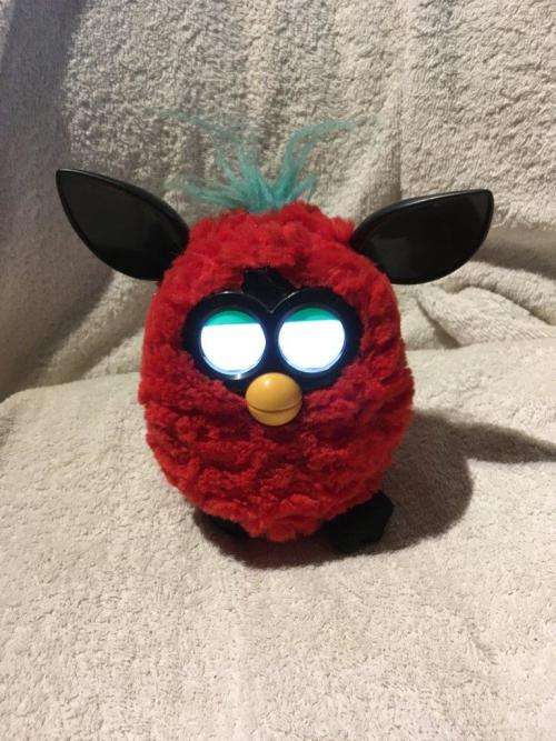 2012 Electronic Hasbro Furby Red & Black
