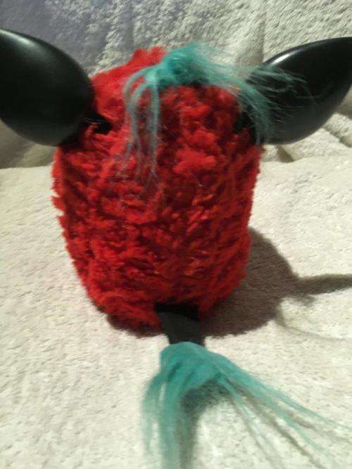 2012 Electronic Hasbro Furby Red & Black